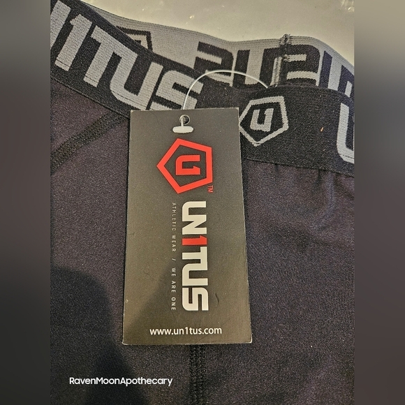 NWT Boys Black Compression Shorts Youth Large - Picture 5 of 6